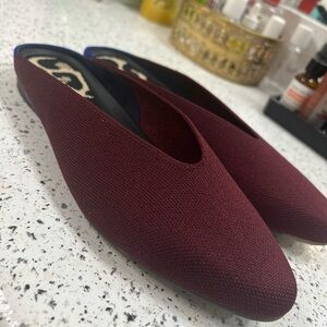 Rothy's Burgundy almond Demi mules Flats size 8.5